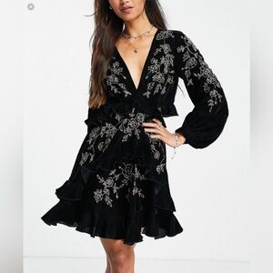 ASOS Black womens velvet Ruffled Tiered Skirt long sleeve dress size 12